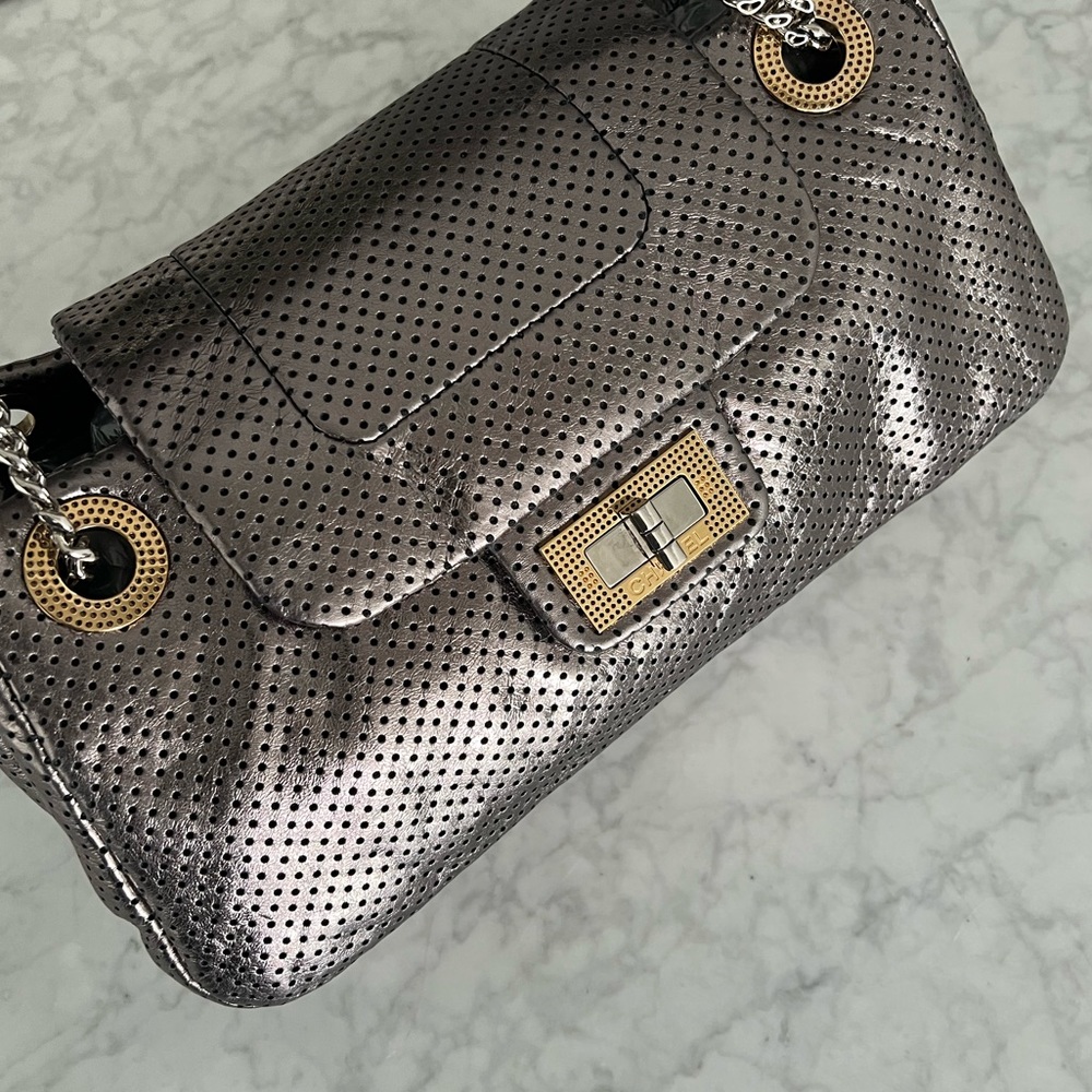 CHANEL Metallic Perforated Drill 2.55 Reissue Chain Classic Flap Bag Silver 🖤